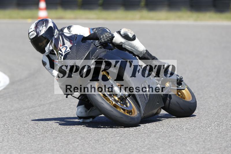 Archiv-2025/48 25.08.2025 Cornu Master School ADR/rot-rouge/42